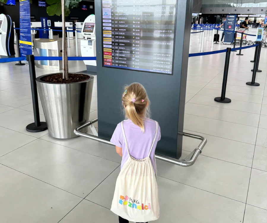 Putovanje avionom s djecom: Savjeti za bezbrižno iskustvo